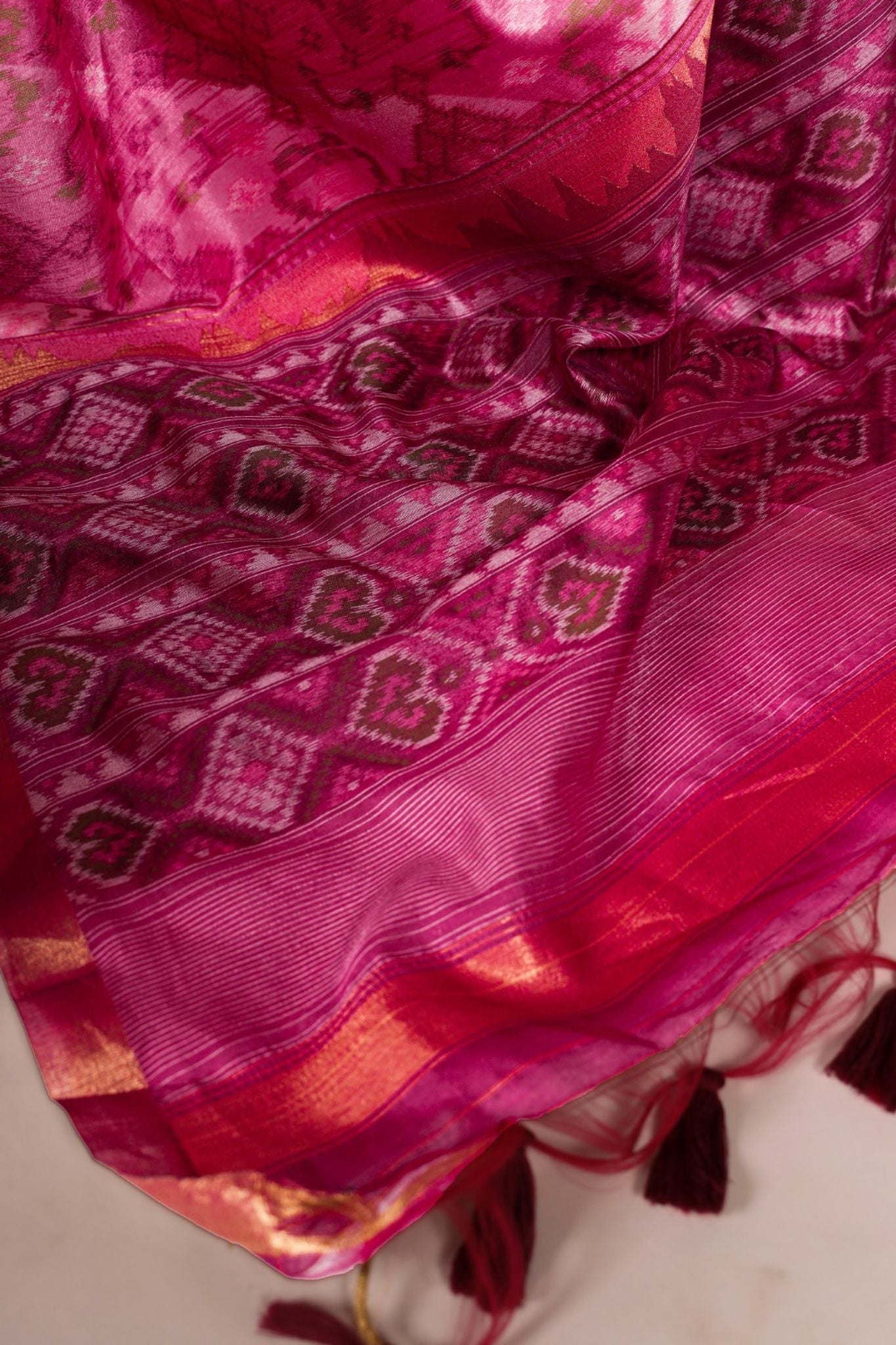 Jacquard Silk Zari Weaving Work With Patola Printed Saree