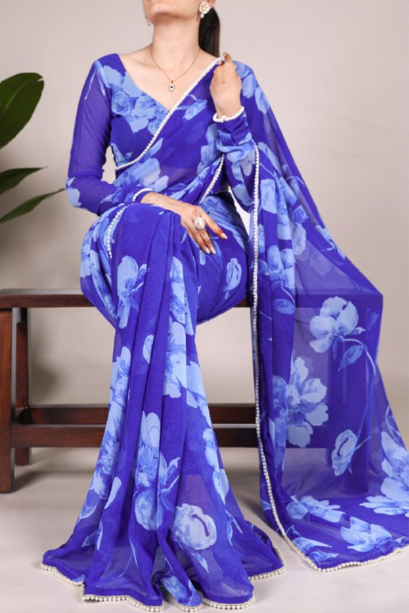 Purple Floral Elegance Pearl Lace Border Printed Saree