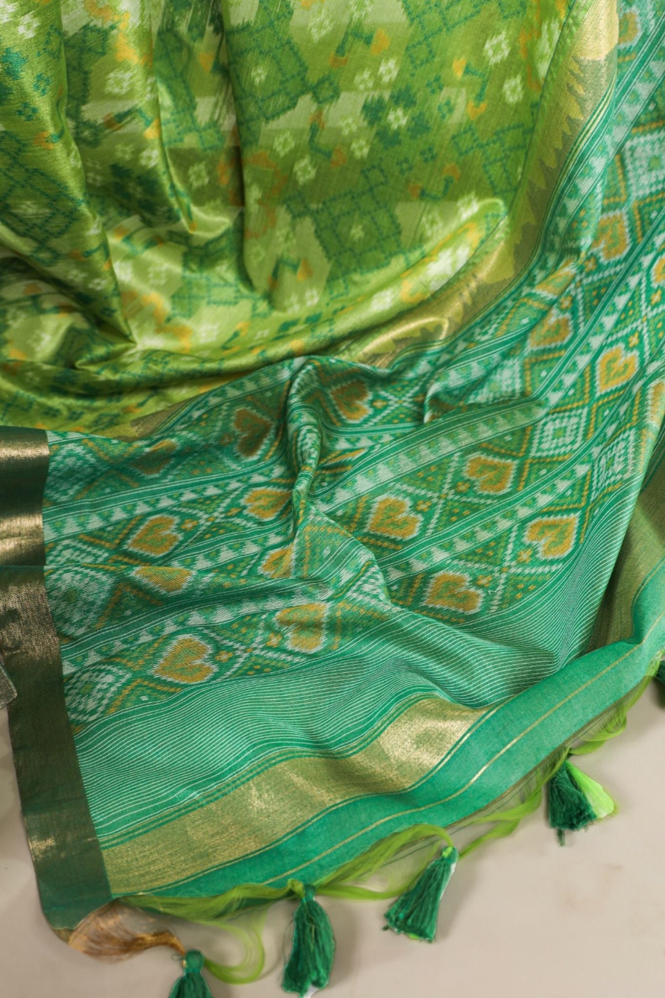 Jacquard Silk Zari Weaving Work With Patola Printed Saree