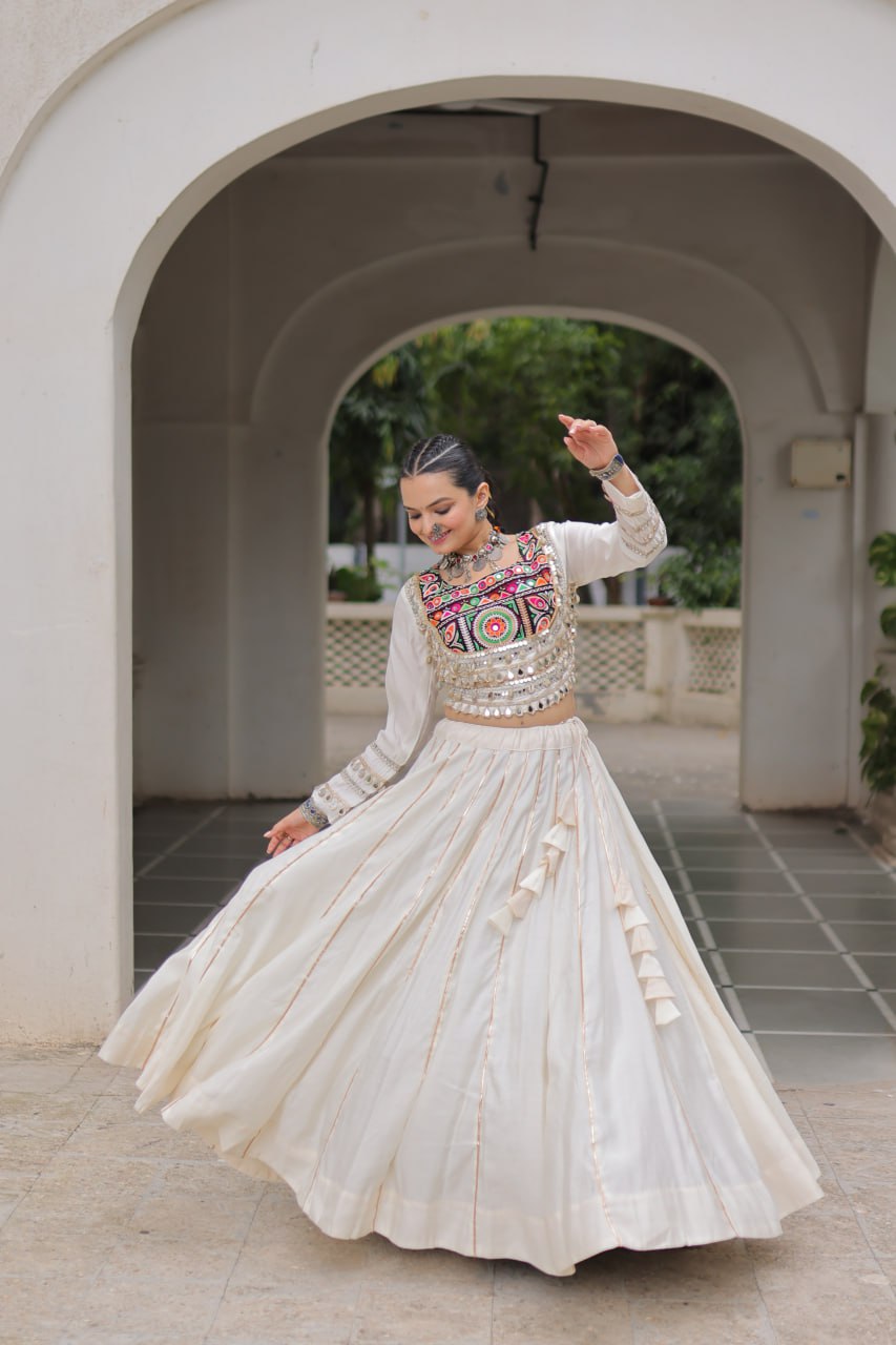 Elegant Red Navratri Chaniya Choli with Embroidered Mirror Work