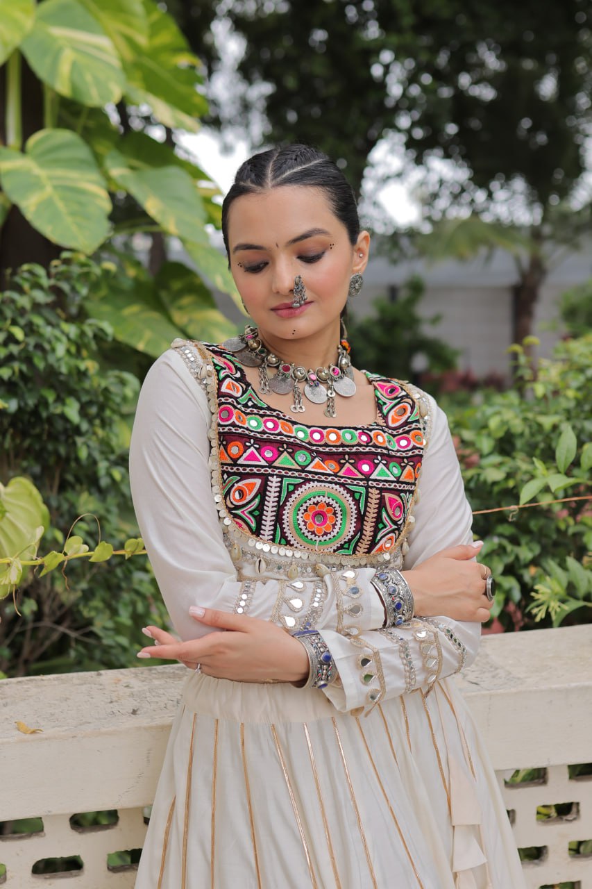 Elegant Red Navratri Chaniya Choli with Embroidered Mirror Work