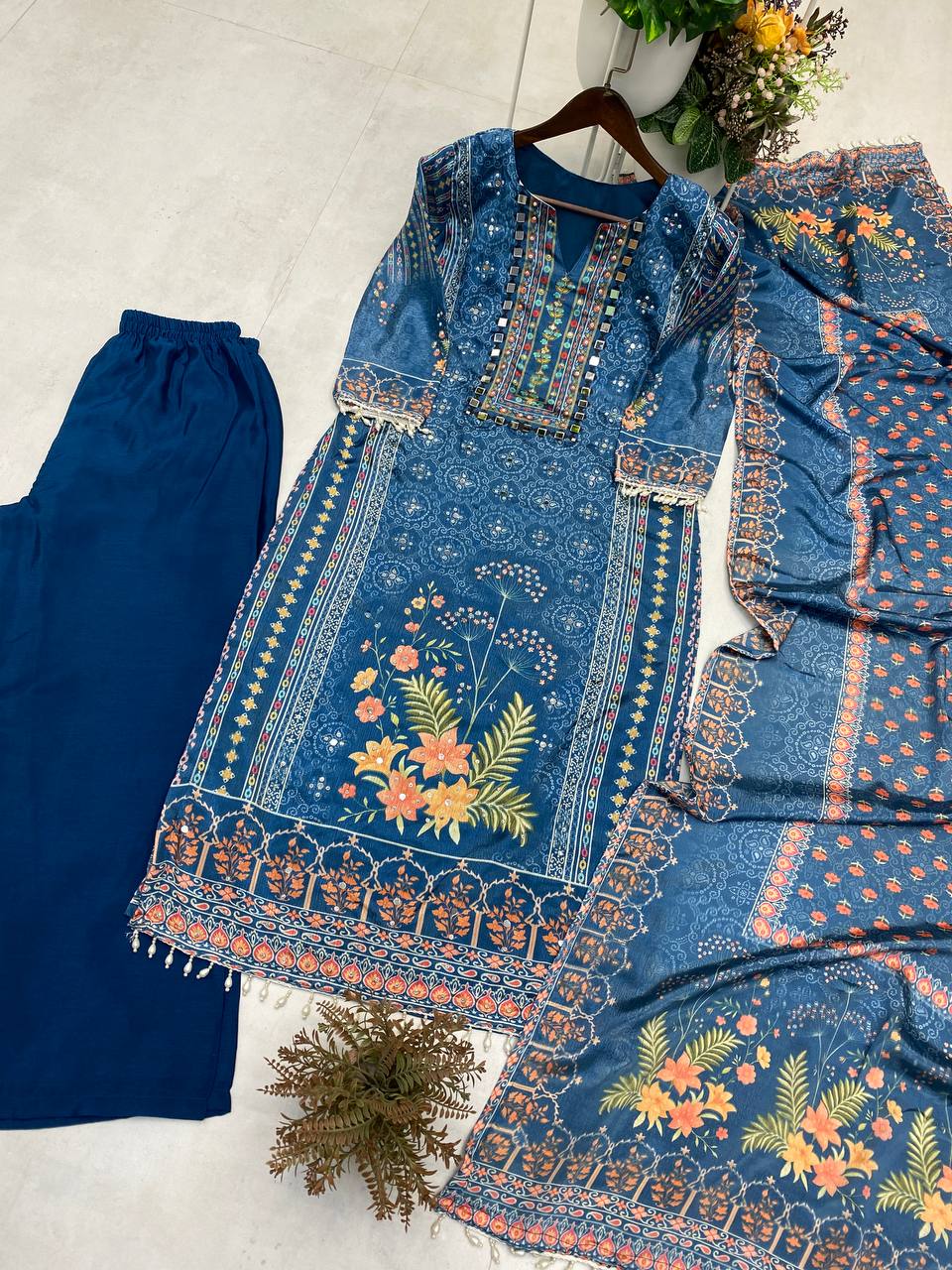 Elegant Blue Floral Printed Cotton Suit Set with Dupatta For Women