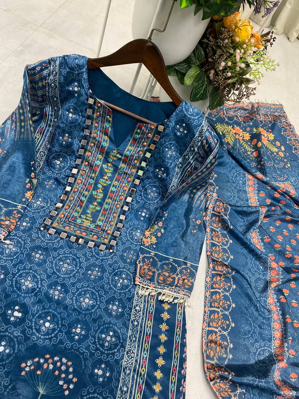 Elegant Blue Floral Printed Cotton Suit Set with Dupatta For Women